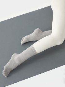 Nonslip Yoga Socks Ideal for Pilates Dance Indoor Sports (Color: Grey, size: one-size)